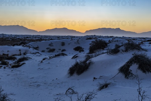 Gypsum dunefields at White Sands National Monument located within the Chihuahuan Desert and the Tularosa Basin near Alamorodo, New Mexico, USA