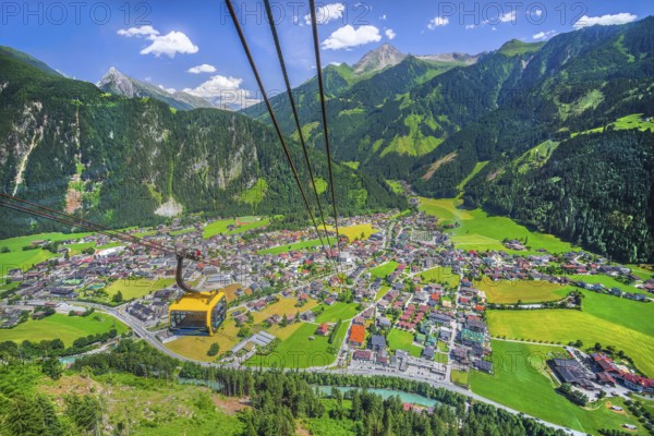 Penkenbahn with view of the village, Mayrhofen, Zillertal, Zillertal Alps, Tyrol, Austria
