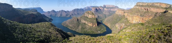 Panorama, Blyde River Canyon with Three Rondawels peak, view of canyon with Blyde River and Table Mountains, canyon landscape, Panorama Route, Mpumalanga, South Africa