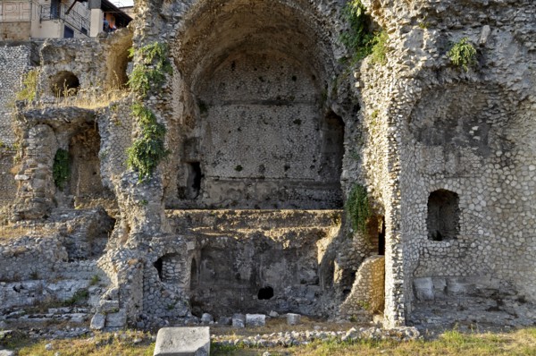Ruins, remains of the temple complex, sanctuary and oracle of the goddess Fortuna Primigenia, Tempio della Fortuna Primigenia, Area Sacra, Palestrina, Metropolitan City of Rome, Lazio, Italy