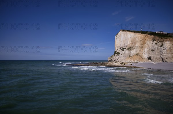 Pointe Fagnet, headland, Trou au Chien saddle, sea, sky, Fécamp, Alabaster Coast, La Côte d'Albâtre, Normandy, Seine-Maritime, France