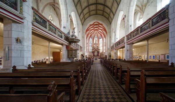 Protestant late Gothic St. Mary's Church, town church, with the altar from 1684, interior view, market square, Weißenfels, Saxony-Anhalt, Germany