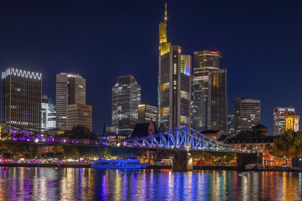 Frankfurt sets an example: The Eiserner Steg will shine in rainbow colours for Christopher Street Day (CSD) . Under the motto Never again silent - Frankfurt is loud, the Main metropolis will be celebrating this year's CSD for the first time from Thursday 17 to Sunday 20 July on the banks of the Main, Eiserner Steg, Frankfurt am Main, Hesse, Germany