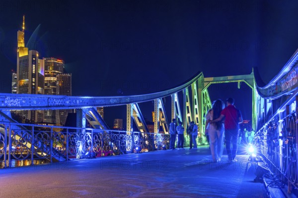 Frankfurt sets an example: The Eiserner Steg will shine in rainbow colours for Christopher Street Day (CSD) . Under the motto Never again silent - Frankfurt is loud, the Main metropolis will be celebrating this year's CSD for the first time from Thursday 17 to Sunday 20 July on the banks of the Main, Eiserner Steg, Frankfurt am Main, Hesse, Germany