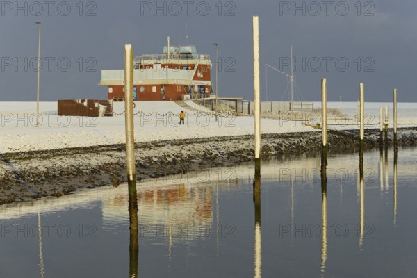 Winter day, onset of winter in the marina of Norddeich, North Sea, Lower Saxony, Germany