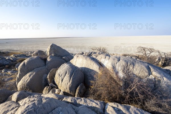 Round rocks of Kubu Island with view over the salt pan, Kubu Island (Lekubu), Sowa Pan, Makgadikgadi Salt Pans, Botswana