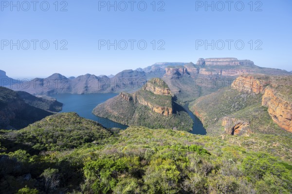 Panorama, Blyde River Canyon with Three Rondawels peak, view of canyon with Blyde River and Table Mountains, canyon landscape, Panorama Route, Mpumalanga, South Africa
