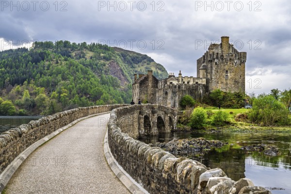 Eilean Donan Castle, Loch Duich, Isle of Skye, Highlands, Scotland, UK