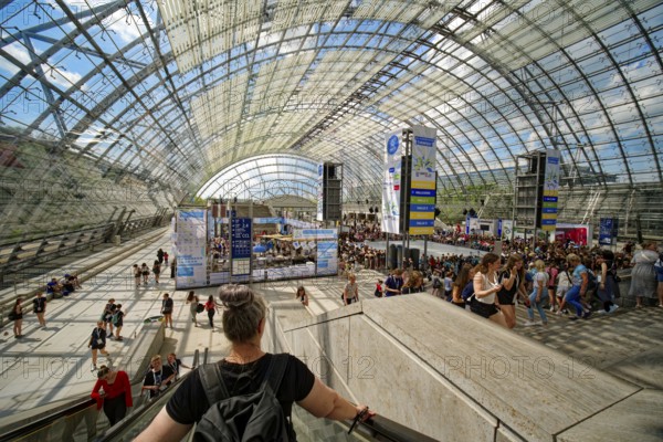 New Leipzig Trade Fair Centre, Leipzig Trade Fair, with glass entrance hall, interior view, trade fair complex, trade fair grounds, glass dome, event, trade, exhibition, Leipzig, Saxony, Germany