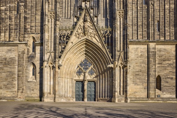 Magdeburg Cathedral, sandstone architecture, entrance portal, door, Magdeburg, state capital, independent city, Saxony-Anhalt, Germany