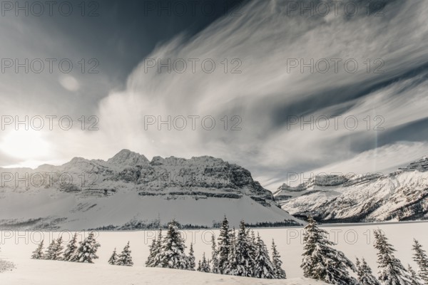 Winter road trip on the Icefields Parkway with lots of snow and ice, Banff National Park, Jasper National Park, Alberta, Canada