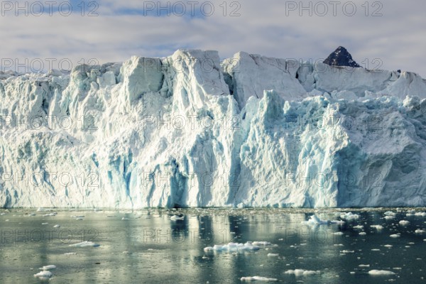 Glacier tongue, ice, break-off edge, sea, Lillienhöökbreen, Spitsbergen, Svalbard
