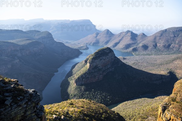 Evening mood at the Blyde River Canyon with Three Rondawels peak, view of the canyon with the Blyde River and Table Mountains, canyon landscape, Panorama Route, Mpumalanga, South Africa