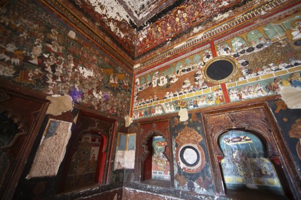 Wall paintings in the Garh Palace or Rajput Palace, Bundi, Rajasthan, India