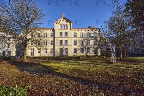 Old Bismarck School, Schiller School, historical buildings, trees, lawn, modern art, blue sky, cloudless, Bismarckstraße, Saarbrücken, state capital, regional association Saarbrücken, Saarland, Germany