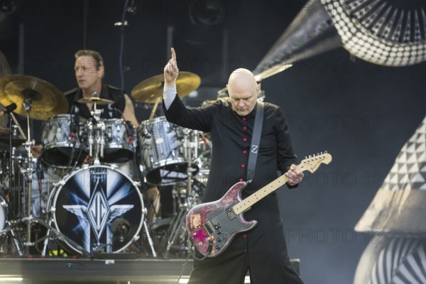 Jimmy Chamberlin (drummer) and Billy Corgan (singer) from The Smashing Pumpkins live on The Aghori Tour at the Zitadelle Spandau in Berlin on 06/08/2025