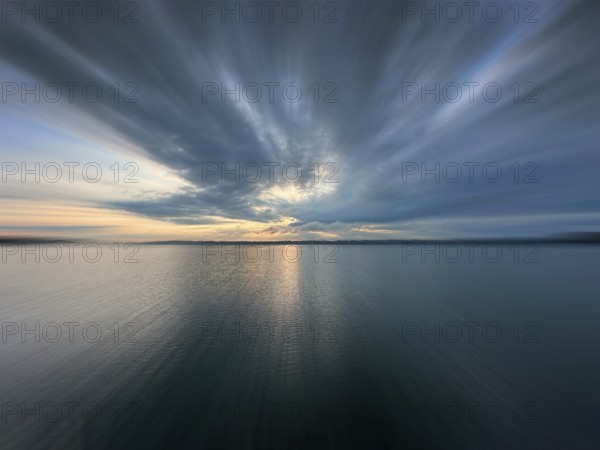 Evening mood, clouds over Lake Starnberg, zoom effect, Bavaria, Germany