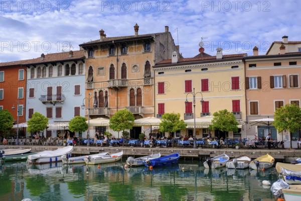 Houses at the harbour, Porto Vecchio, Lake Garda, Desenzano del Garda, Lombardy, Province of Brescia, Italy