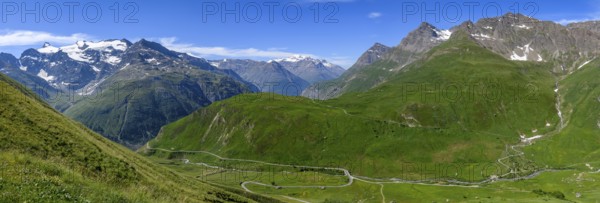 Panoramic view of ascent to descent to Col de l'Iseran Iseran pass Iseran, departmental road D902, Route des Grandes Alpes, Département Savoie, Region Auvergne-Rhône-Alpes, Graian Alps, France