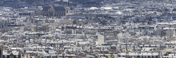 View of the rooftops of Paris from Montmartre, Île-de-France, France