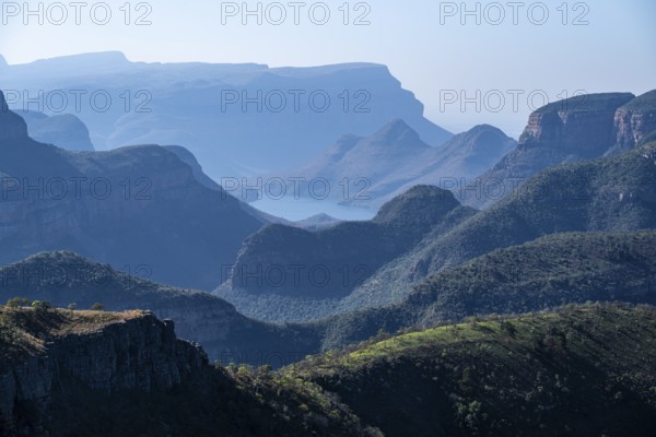 Panorama, Blyde River Canyon with Three Rondawels peak, view of canyon with Blyde River and Table Mountains, canyon landscape, Panorama Route, Mpumalanga, South Africa
