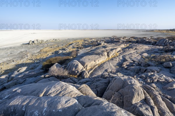 Round rocks of Kubu Island with view over the salt pan, Kubu Island (Lekubu), Sowa Pan, Makgadikgadi Salt Pans, Botswana
