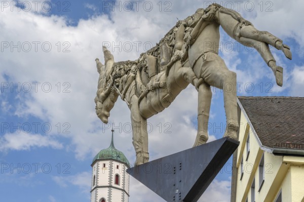 Monument: The trial of the donkey's shadow, created by the artist Peter Lenk, market square, Biberach an der Riß, Baden-Württemberg, Germany