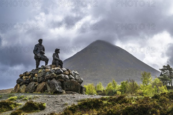 Collie and MacKenzie Statue, Sligachan Old Bridge, Isle of Skye, Scotland, UK
