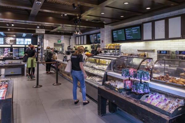 Guests shopping for coffee, food, and snacks at the Starbucks in Gaylord Opryland Resort and Convention Center in Nashville, Tennessee