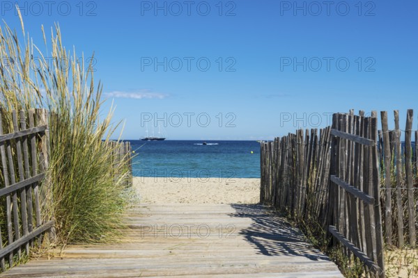 Sandy beach beach, Plage de Tahiti, Saint Tropez, Var, French Riviera, Provence-Alpes-Cote d'Azur, Cote d Azur, France