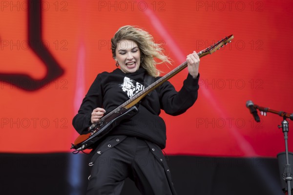 Daniela Villarreal Vélez, singer of The Warning at the Rock am Ring Festival on Sunday, Nürburgring race track race track, 08.06.2025