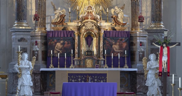 Lenten cloths of two stations of Christ at the main altar during Lent, Wilten Basilica, Rococo 1751 to 1756, Pastorstr. 2, Innsbruck, Austria