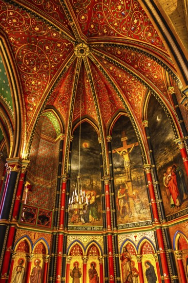 Cathedrale Sainte-Marie in Bayonne, Basque Country, Southwest France