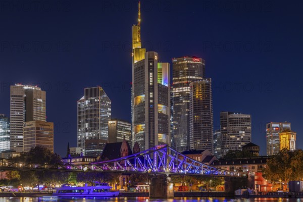 Frankfurt sets an example: The Eiserner Steg will shine in rainbow colours for Christopher Street Day (CSD) . Under the motto Never again silent - Frankfurt is loud, the Main metropolis will be celebrating this year's CSD for the first time from Thursday 17 to Sunday 20 July on the banks of the Main, Eiserner Steg, Frankfurt am Main, Hesse, Germany