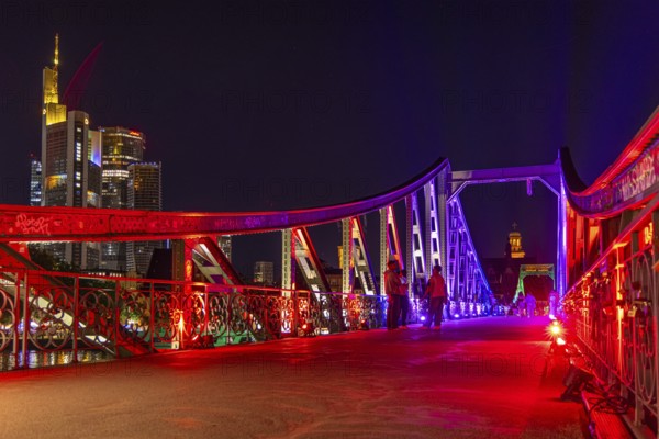 Frankfurt sets an example: The Eiserner Steg will shine in rainbow colours for Christopher Street Day (CSD) . Under the motto Never again silent - Frankfurt is loud, the Main metropolis will be celebrating this year's CSD for the first time from Thursday 17 to Sunday 20 July on the banks of the Main, Eiserner Steg, Frankfurt am Main, Hesse, Germany