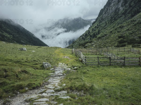 Historic mule track, Windbachtal, Krimmler Tauern, Pinzgau, Salzburg, Austria