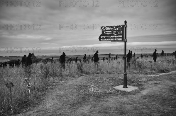 Installation, sign Omaha Beach, Standing with Giants, honours the victims of the fallen British soldiers by personification, British Normandy Memorial, war memorial, black and white, Ver-sur-Mer, D-Day, Operation Overlord, Gold Beach, Normandy, Calvados, France