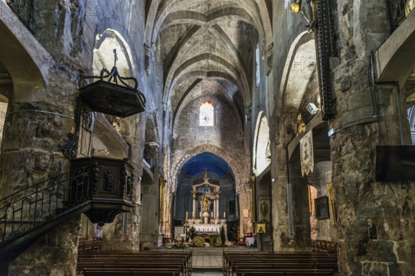 Interior view, Notre-Dame-du-Puy Cathedral, Grasse, Alpes Maritimes, Provence Alpes Cote d'Azur, French Riviera, South of France, France