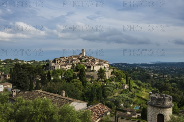 Picturesque mountain village, St. Paul de Vence, Provence Alpes Côte d'Azur, South of France, France