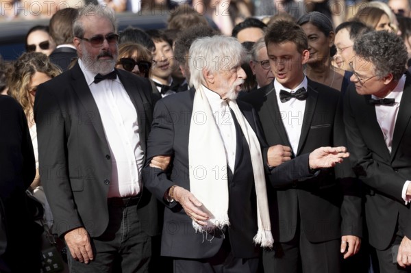 Cannes, France - 22.5.2024: Gustave de Kervern, Louis-Do de Lencquesaing, Pierre Richard, Timi-Joy Marbot, Ceyla Lacerda and Frédéric Niedermayer during the - La Venue De L'avenir (Colours Of Time) - Red Carpet during the 78th Cannes International Film Festival. The film festival will take place from 13 to 24 May 2025