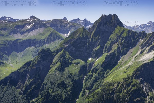 Mountain panorama from Laufbacher-Eckweg to Höfats, 2259m, Allgäu Alps, Allgäu, Bavaria, Germany