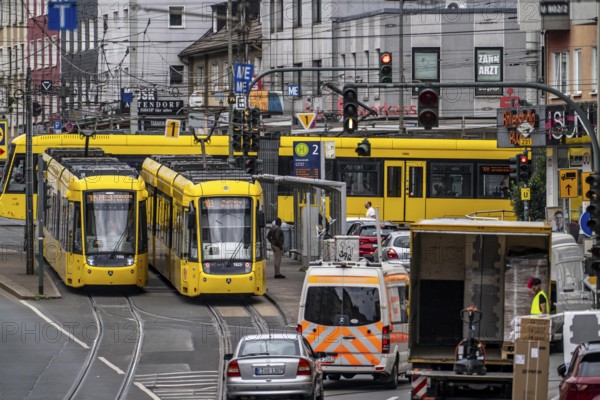 Ruhrbahn tram, on Altendorfer Straße, intersection Helenenstraße, in Essen, rush hour, traffic, Essen, North Rhine-Westphalia, Germany