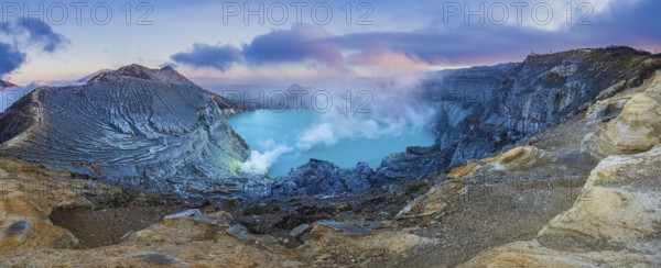 Kratersee Kawah Ijen Crater Lake Kawah Ijen