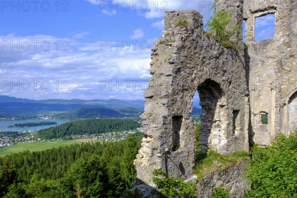 Finkenstein castle ruins, Burgarena Finkenstein, Altfinkenstein, Finkenstein am Faaker See, Carinthia, Austria