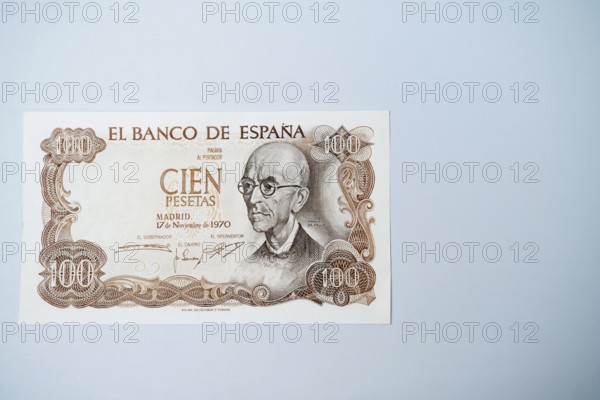 Spanish 100 pesetas banknote from 1970 featuring the portrait of benito perez galdos, a famous spanish realist writer