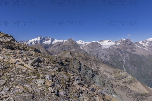Landscape panorama, summit cross, Brennkogel, hiker, GroÃŸglockner, Pinzgau
