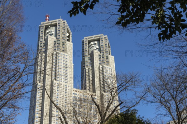 Architecture, Facade of the Tokyo Metropolitan Government Building, Tokyo prefectural government building against a blue sky, architect Kenzo Tange, Nishi-Shinjuku district, Shinjuku, Tokyo, Chiba, Japan
