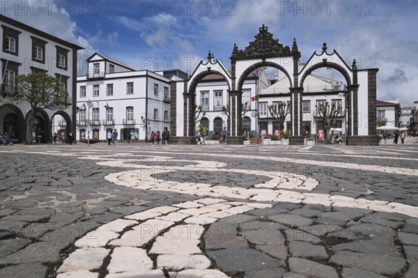 Portas da Cidade, Old Town of Ponta Delgada, São Miguel, Azores, Portugal