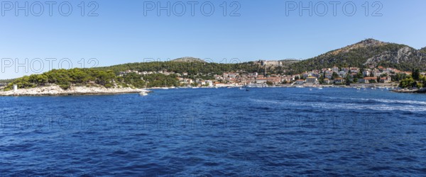 View from the sea to the harbour and the town of Hvar, panoramic view, island of Hvar, Dalmatia, Croatia