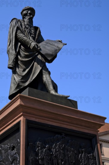 Monument, Sculpture, Johannes Gutenberg, Place Gutenberg, Grande Île, Strasbourg, Strasbourg, Old Town, Bas-Rhin, Grand Est, Alsace, France